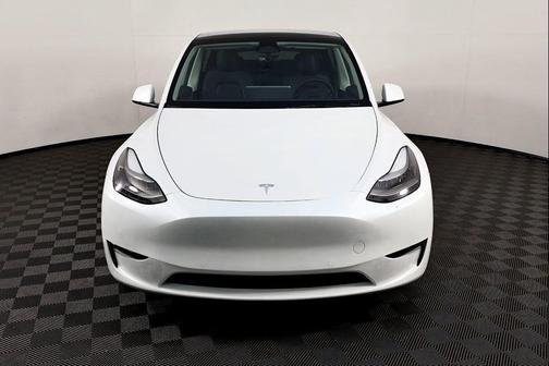 2022 Tesla Model Y Long Range Dual Motor All-Wheel Drive