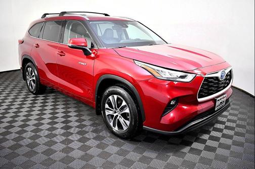 2020 Toyota Highlander Hybrid XLE