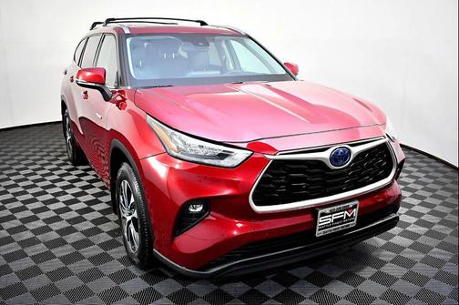 2020 Toyota Highlander Hybrid XLE