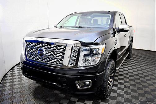 2017 Nissan Titan Platinum Reserve