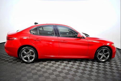 2018 Alfa Romeo Giulia Sport