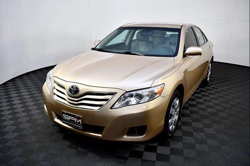 2010 Toyota Camry LE