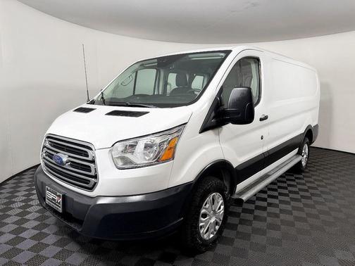 Oxford White 2019 Ford Transit-250 Base
