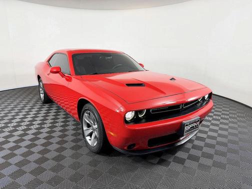 2015 Dodge Challenger SXT