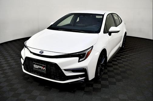 2024 Toyota Corolla Hybrid SE