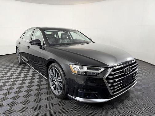 Mythos Black Metallic 2020 Audi A8 L 55