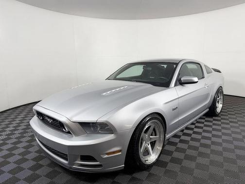 Ingot Silver Metallic 2014 Ford Mustang GT