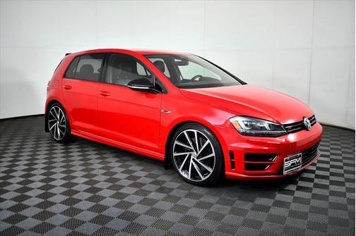 2017 Volkswagen Golf R 4-Door w/DCC & Navigation