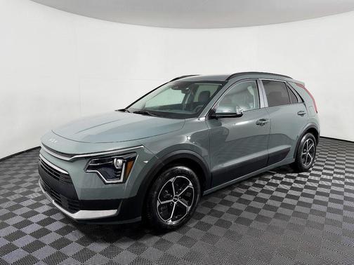 2024 Kia Niro EX