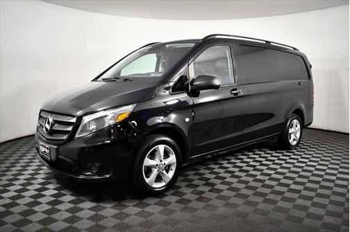 2016 Mercedes-Benz Metris Base