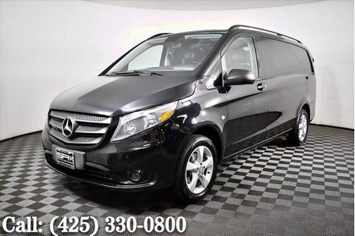 2016 Mercedes-Benz Metris Base