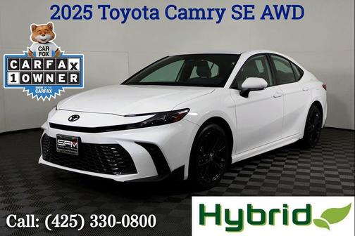 Ice Cap 2025 Toyota Camry SE