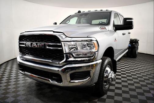 2023 RAM 3500 Tradesman/SLT/Laramie/Limited