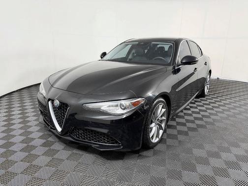 2017 Alfa Romeo Giulia Base