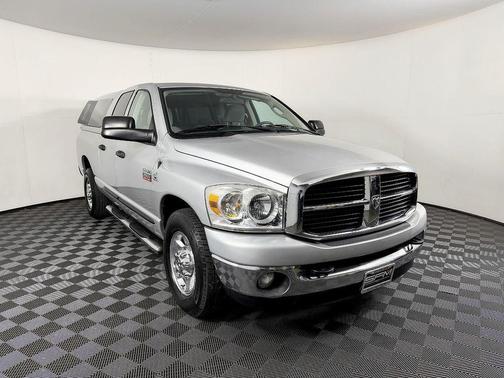 Bright Silver Metallic Clearcoat 2007 Dodge Ram 2500 SLT Quad Cab
