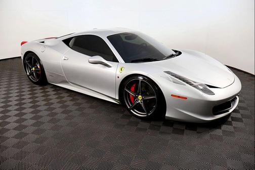 2011 Ferrari 458 Italia Base