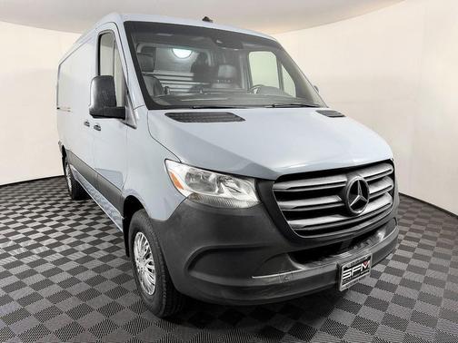 Gray 2022 Mercedes-Benz Sprinter 2500 Standard Roof