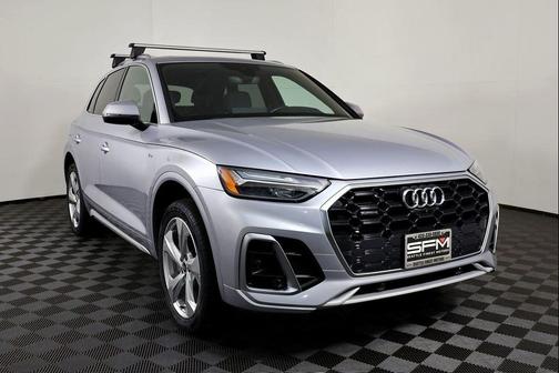 2022 Audi Q5 45 S line Premium Plus