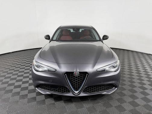 2021 Alfa Romeo Giulia Base