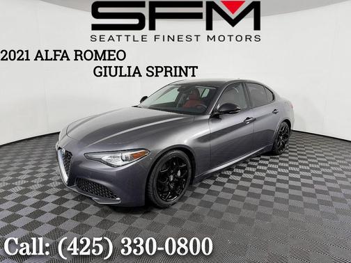 2021 Alfa Romeo Giulia Base