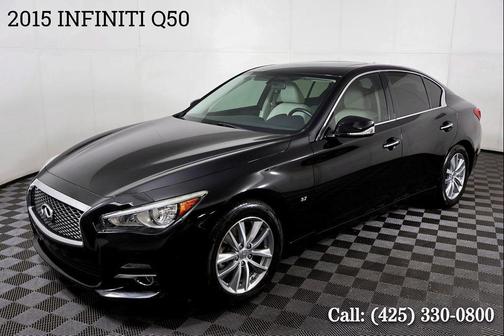 2015 INFINITI Q50 Base
