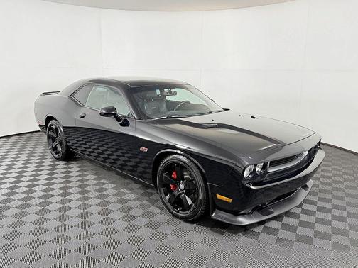 2013 Dodge Challenger SRT8