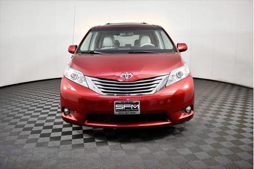 2013 Toyota Sienna XLE