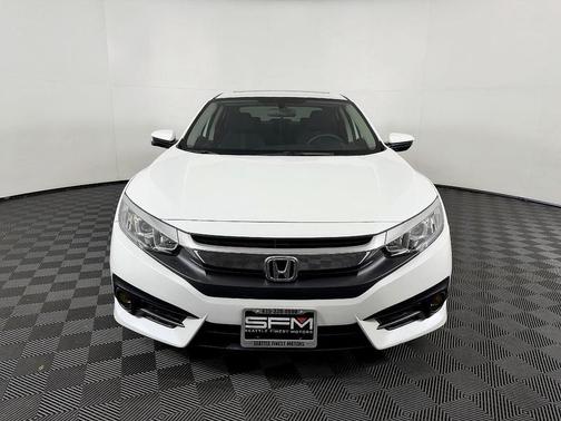 White Orchid Pearl 2018 Honda Civic EX-T