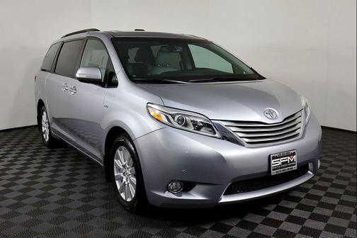 Silver Sky Metallic 2017 Toyota Sienna Limited