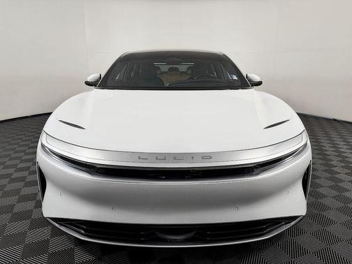 White 2023 Lucid Air Touring