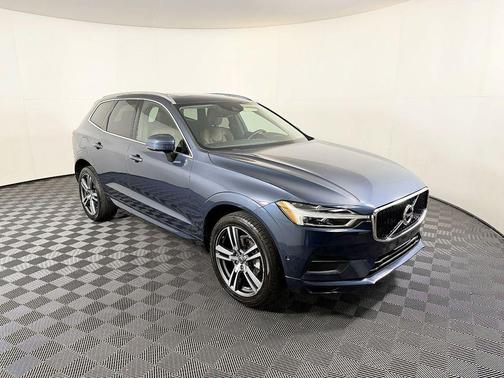 2018 Volvo XC60 T5 Momentum