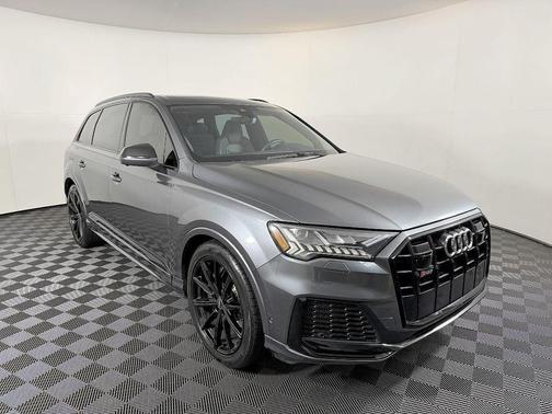 Daytona Gray Pearl Effect 2021 Audi SQ7 4.0T Premium Plus