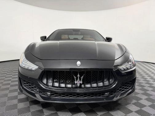 Black 2018 Maserati Ghibli Base