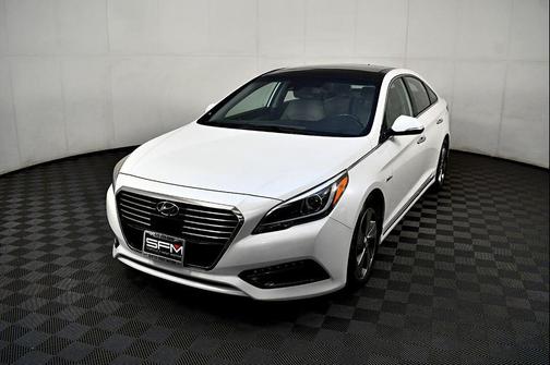 2016 Hyundai SONATA Hybrid Limited