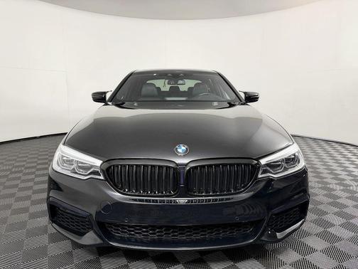 Black Sapphire Metallic 2020 BMW 540 540i