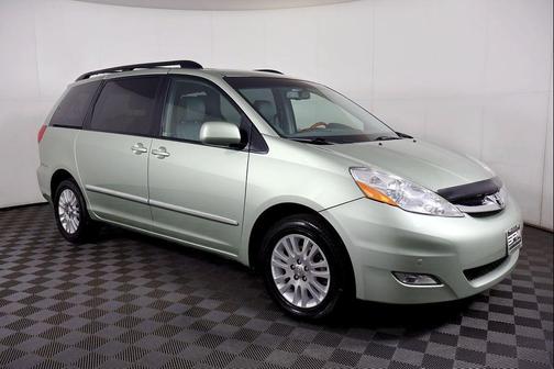 2010 Toyota Sienna XLE Limited