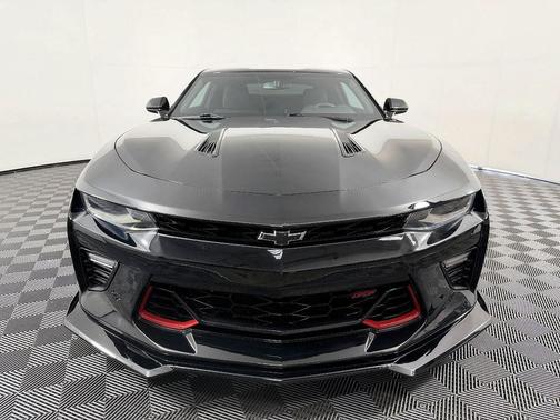 Black 2018 Chevrolet Camaro 1SS