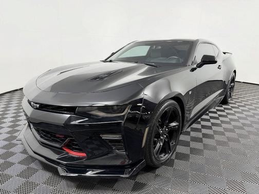 Black 2018 Chevrolet Camaro 1SS