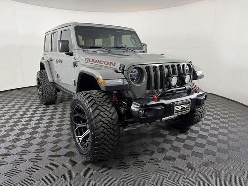 Gray 2019 Jeep Wrangler Unlimited Rubicon