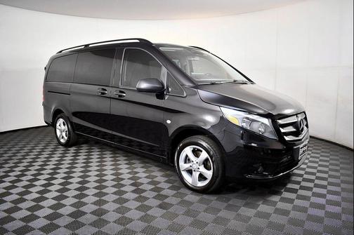 2016 Mercedes-Benz Metris Base
