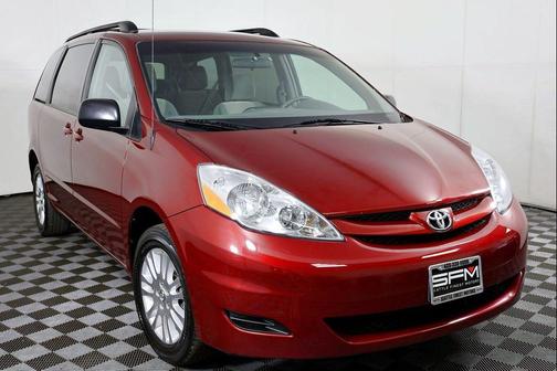 2010 Toyota Sienna LE
