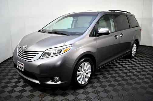 2015 Toyota Sienna XLE