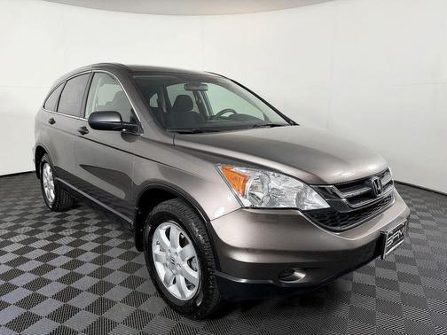 Urban Titanium Metallic 2011 Honda CR-V SE