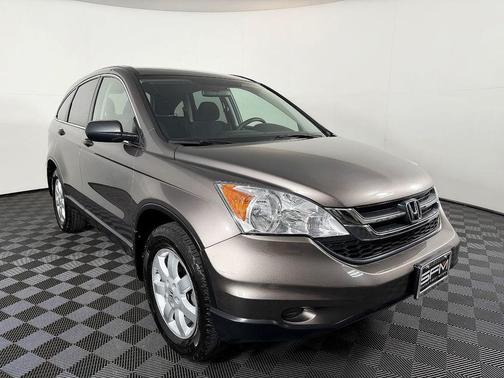 Urban Titanium Metallic 2011 Honda CR-V SE