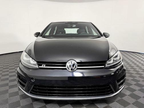 Deep Black Pearl Metallic 2017 Volkswagen Golf R 2.0T Manual