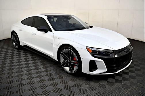 2022 Audi RS e-tron GT quattro