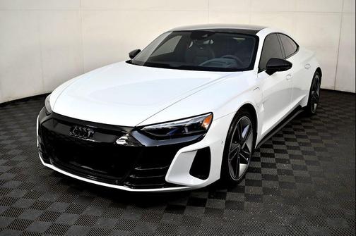 2022 Audi RS e-tron GT quattro
