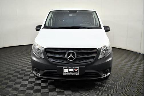 2016 Mercedes-Benz Metris Base