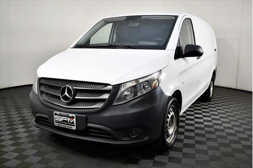 2016 Mercedes-Benz Metris Base