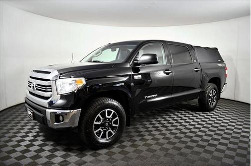 2017 Toyota Tundra SR5